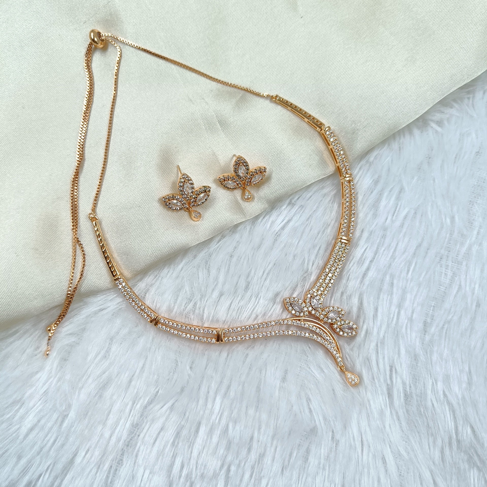 Classic American Diamond Necklace & Earrings Set (TC0021)