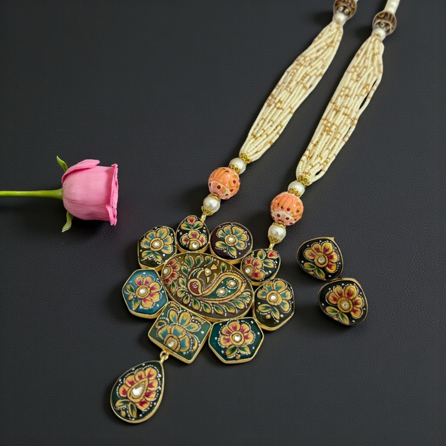 Graceful Aura Semi-Precious Stone Necklace Set (TC0044)