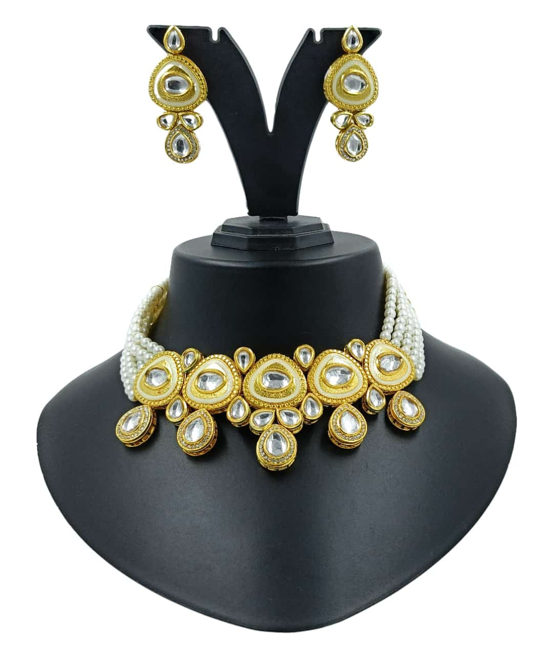 Rich Charm Royal Kundan Necklace Set (White)