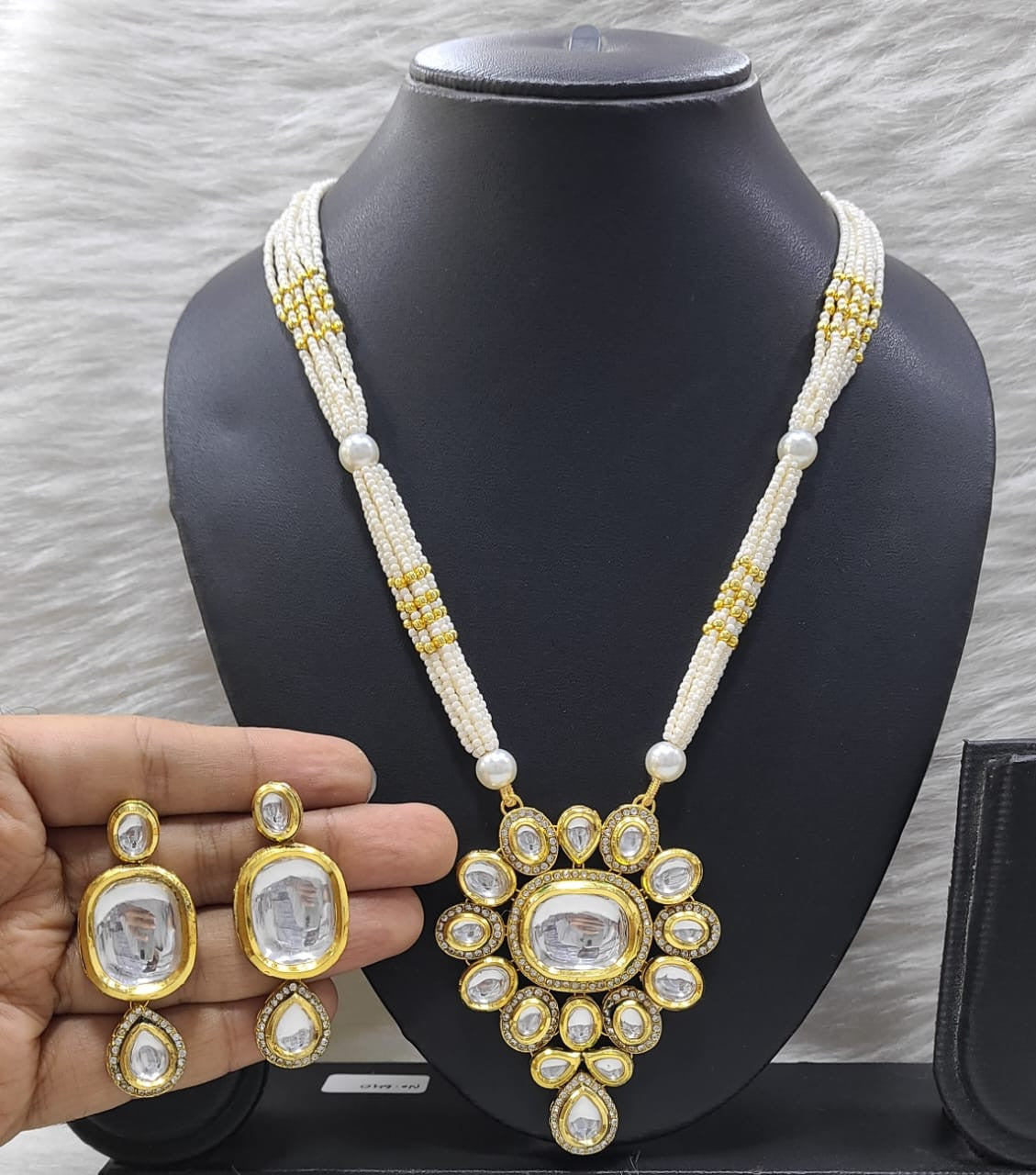 Vintage Look Kundan Long Necklace set