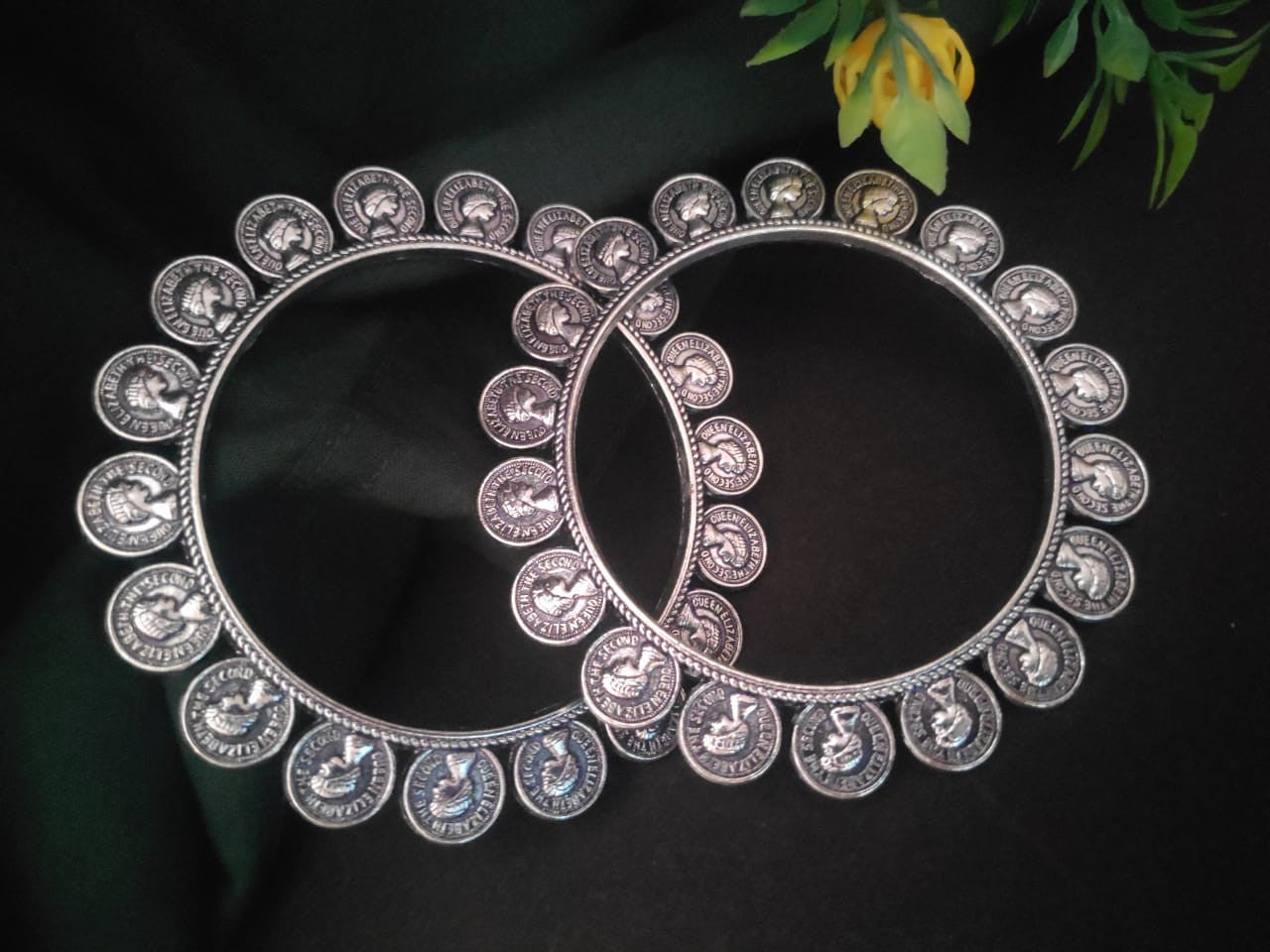 Divine Blend Stylish Oxidise Bangles (2.6)