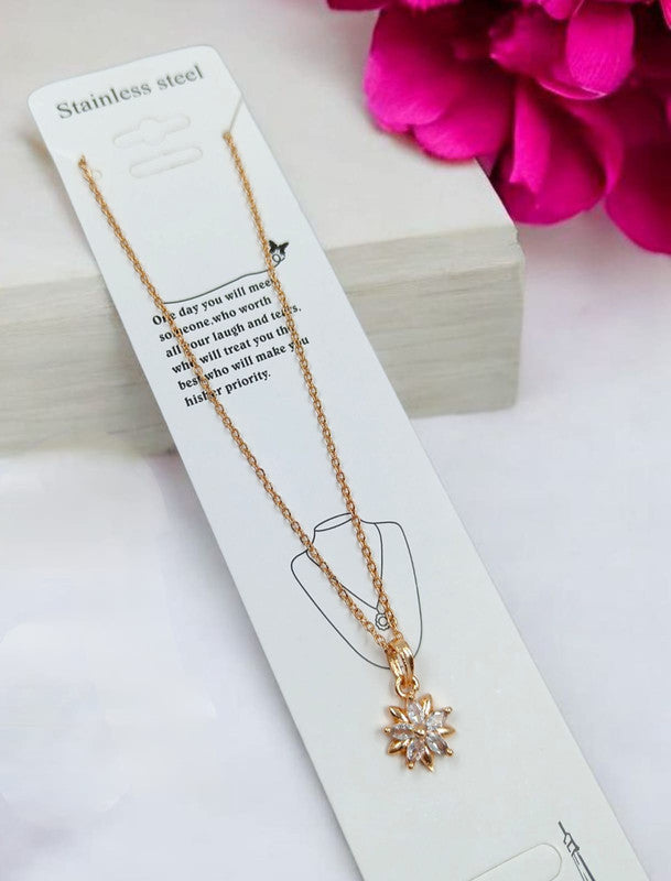 Delicate Finish Pendant Chain Necklace
