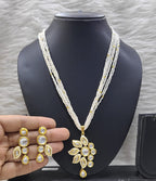 Graceful Glow Kundan Pendant with necklace earring set