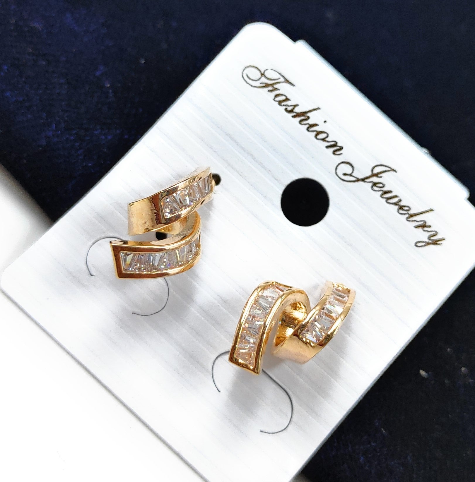 Alluring Expression Premium Stud Earing