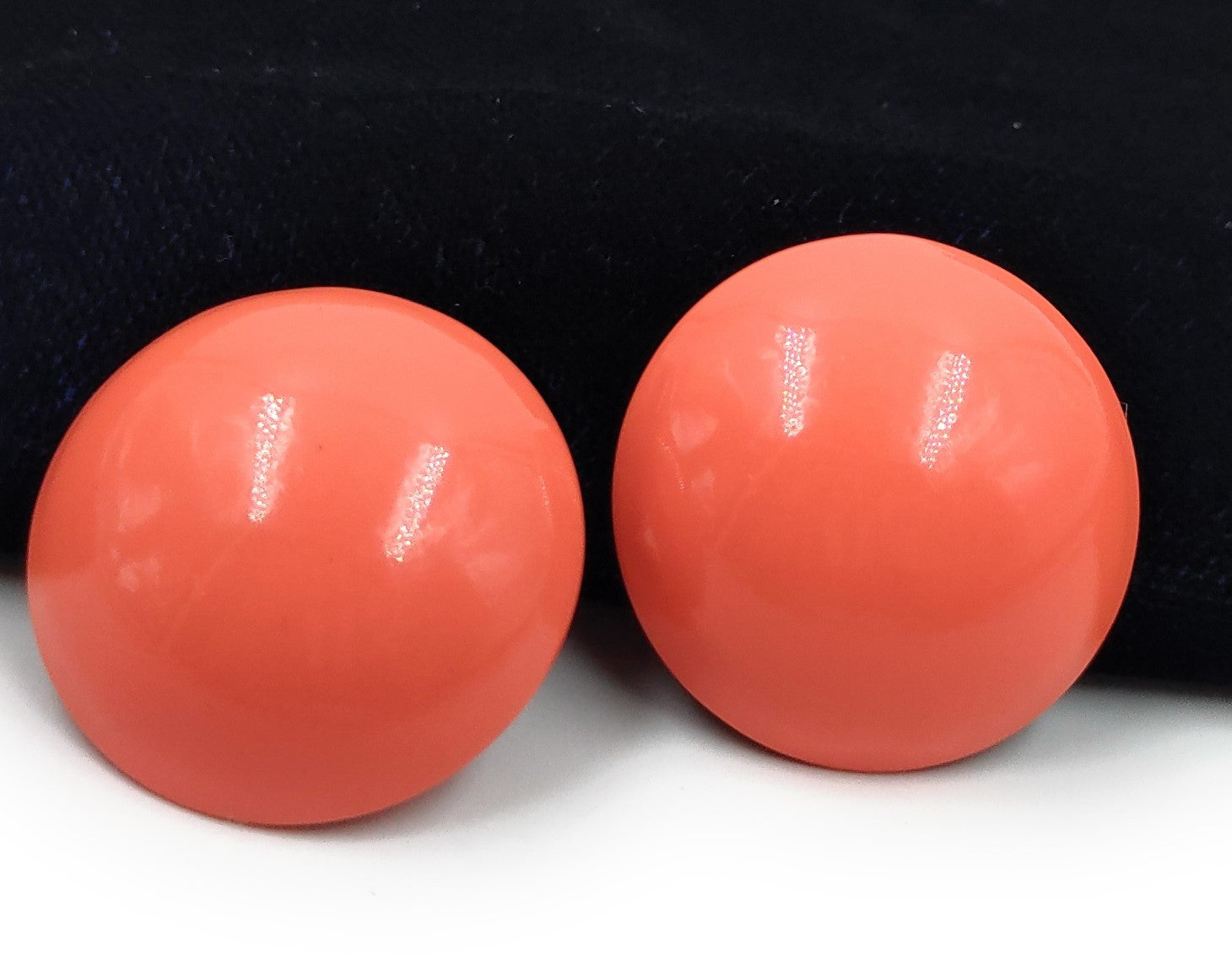 Subtle Rhythm Classy Earing