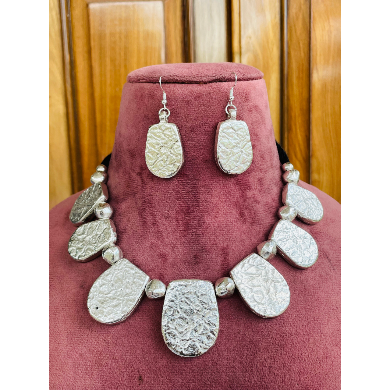 Classy Oxidise necklace