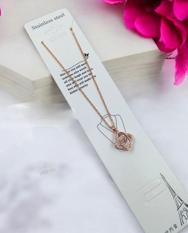 Subtle Rhythm Pendant Chain Necklace