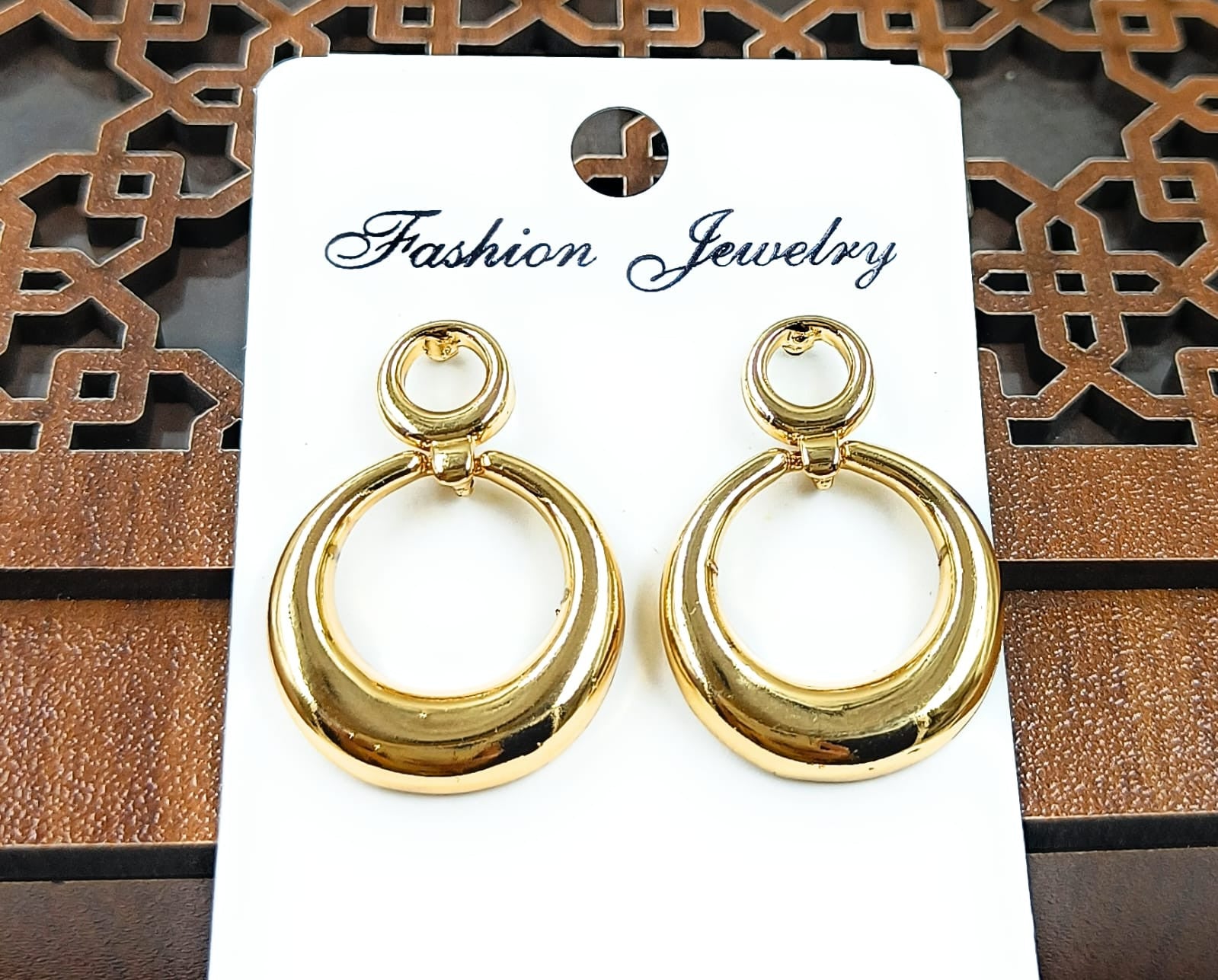 Modern Highlight Antitarnish Stud Earing