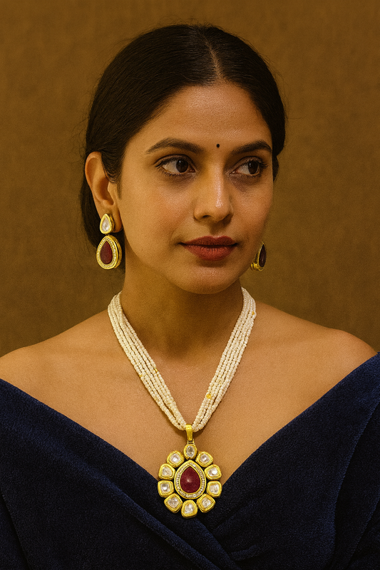 Majestic Hue Kundan Pendant necklace earring set