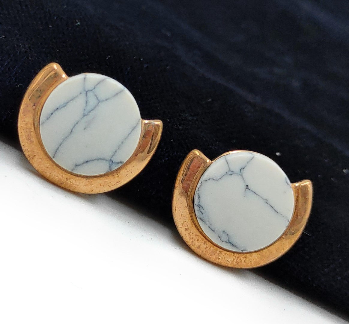 Unique Shade Classy Earing