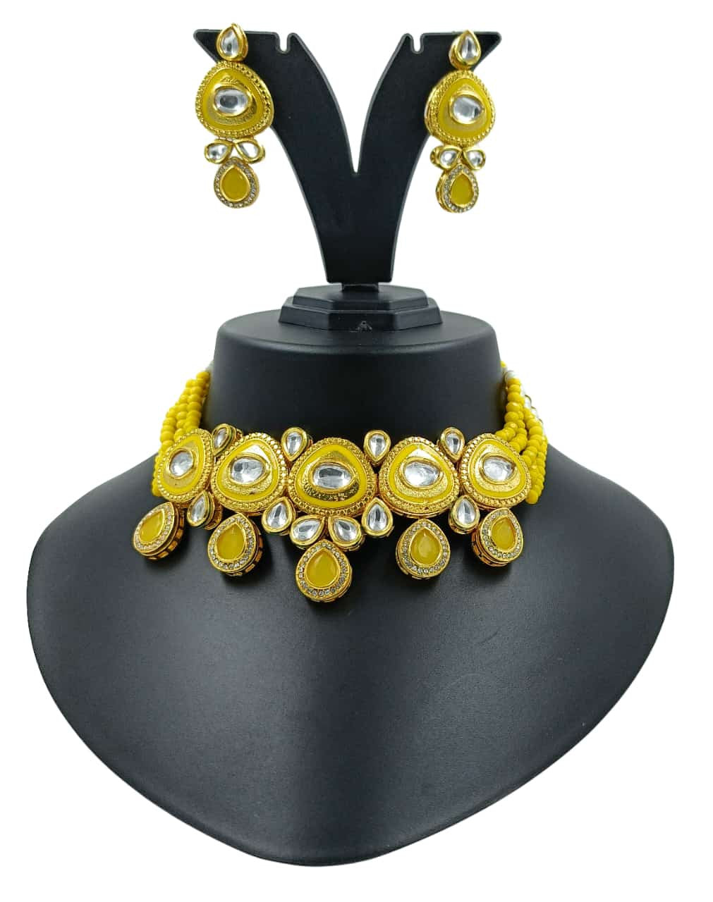 Trendy Feel Royal Kundan Necklace Set (Yellow)
