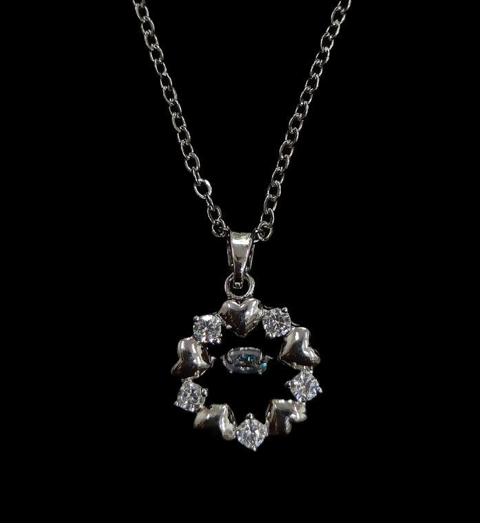 Dazzling Sheen Pendant Chain Necklace