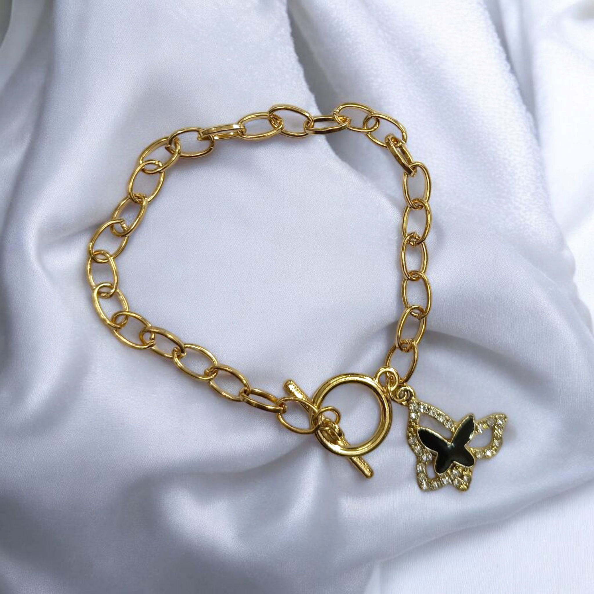 Gorgeous Appeal Gold plated Chain Imported Kada Bracelet for Women and Girls