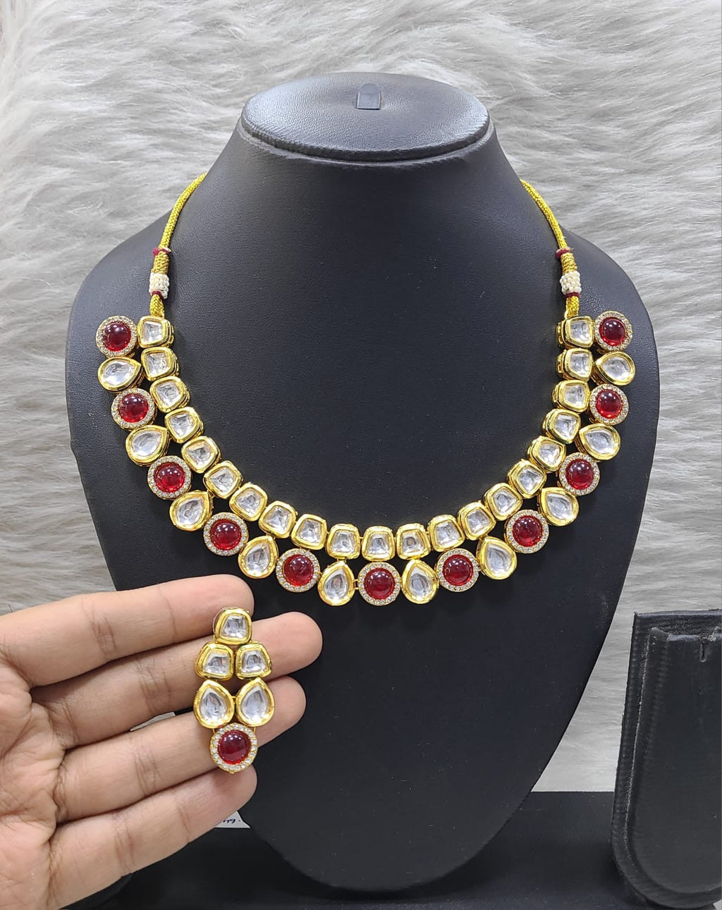 Posh Flow Premium kundan set