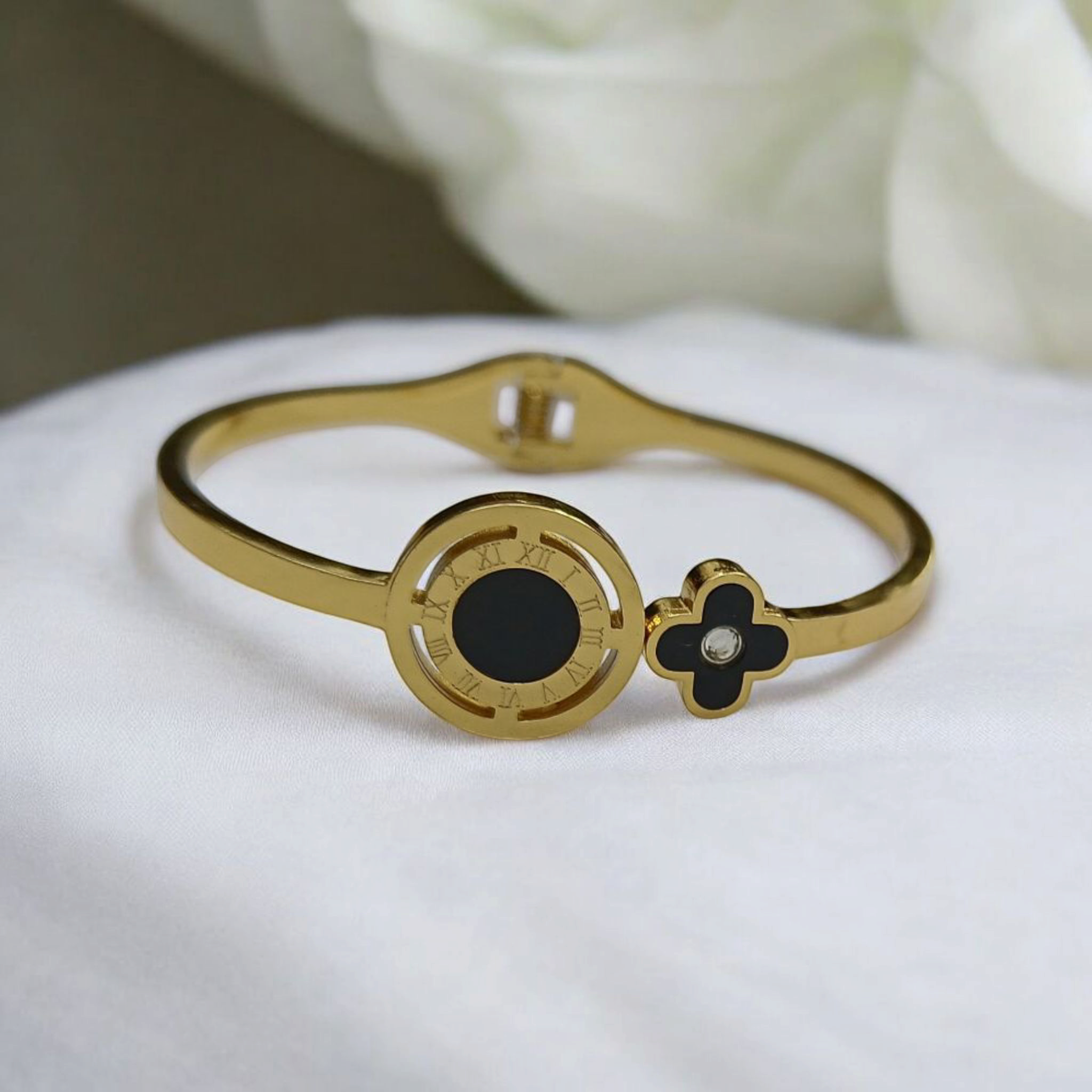 Sophisticated Elegant Western Imported Kada Bracelet for Women and Girls