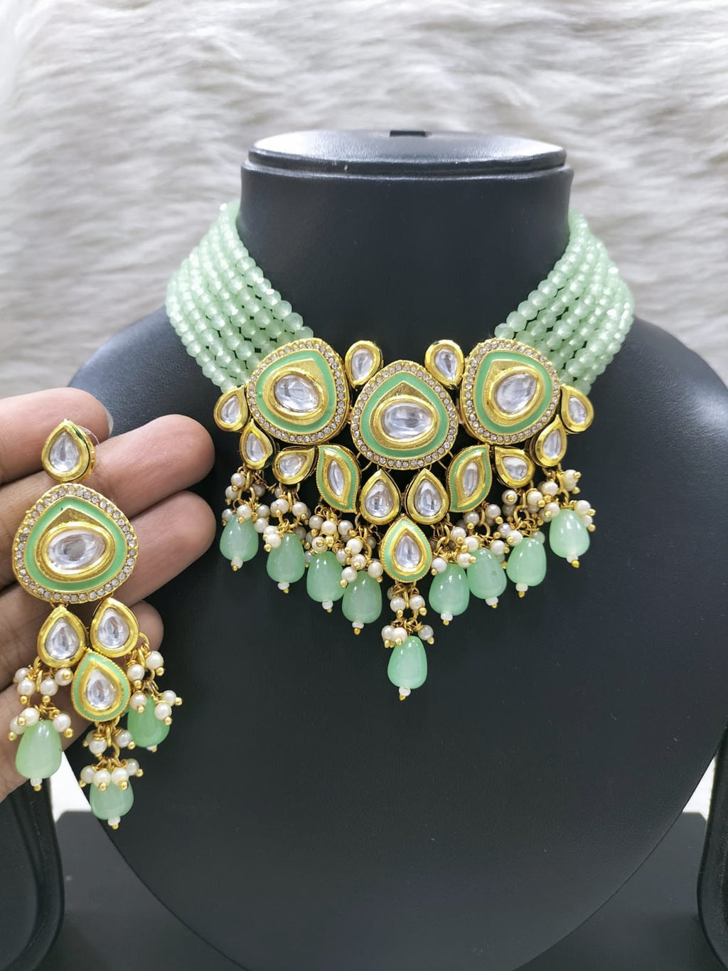 Premium quality choker necklace set