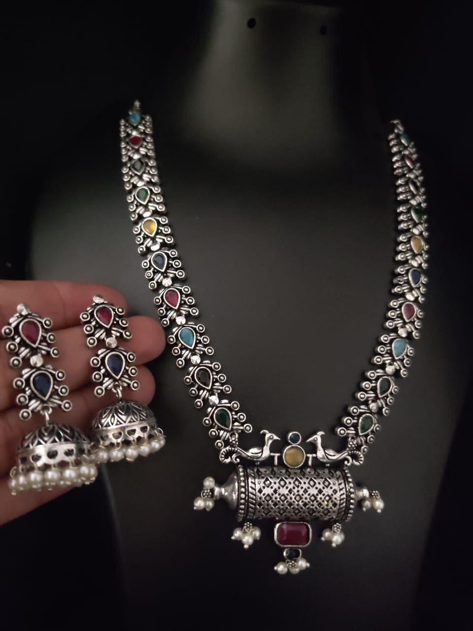 Trendy Inspiration Classy GS Necklace set