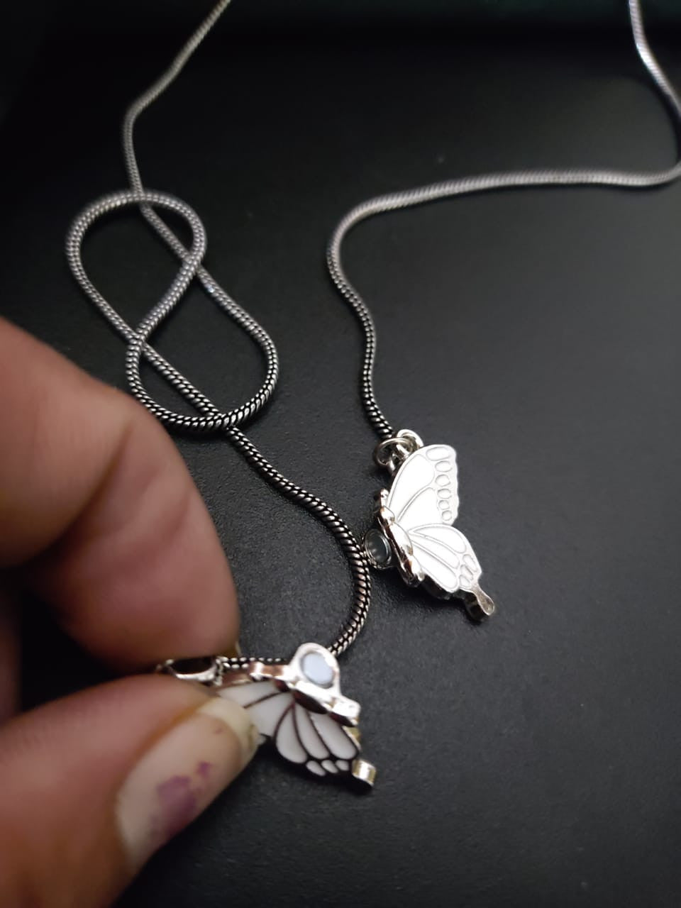 Royal Presence Western Chain Pendant Magnetic Butterfly