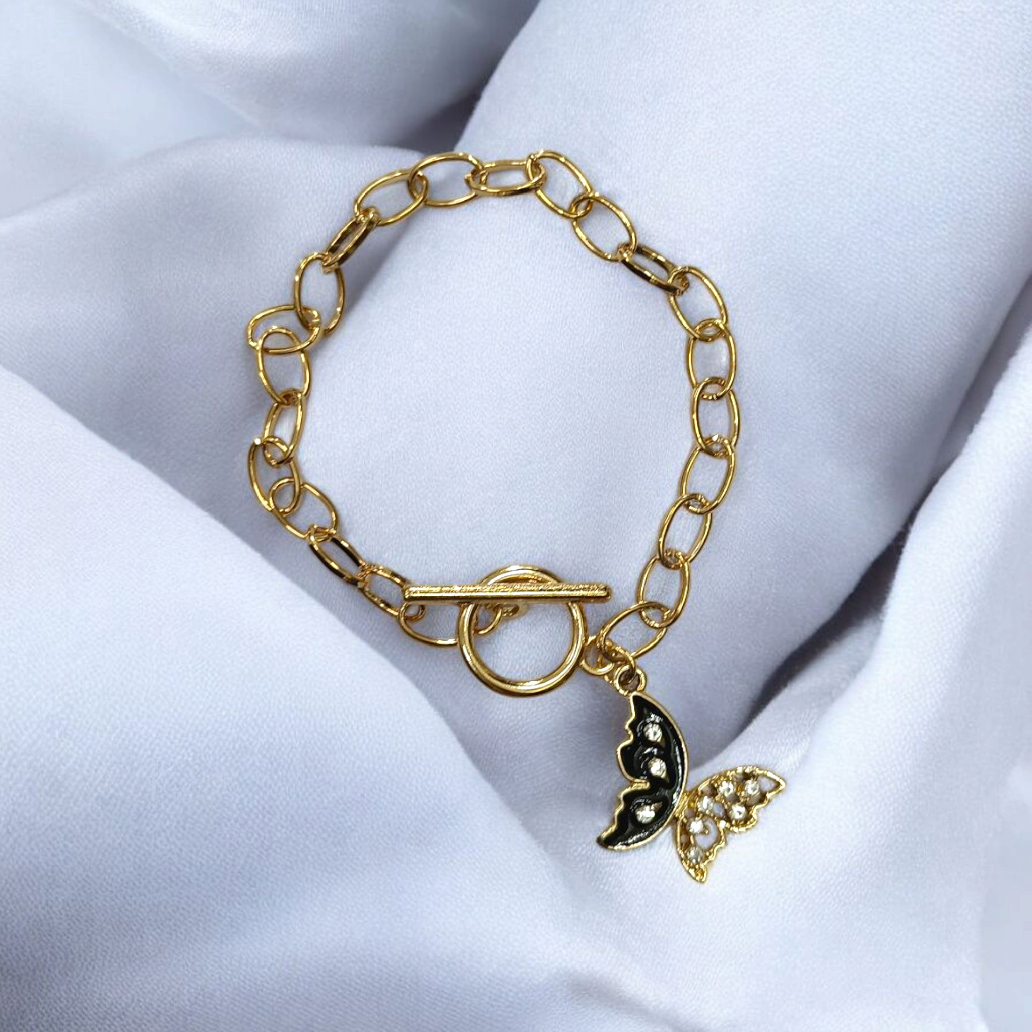 Glamorous Flow Gold Plated chain Imported Kada Bracelet for Women and Girls