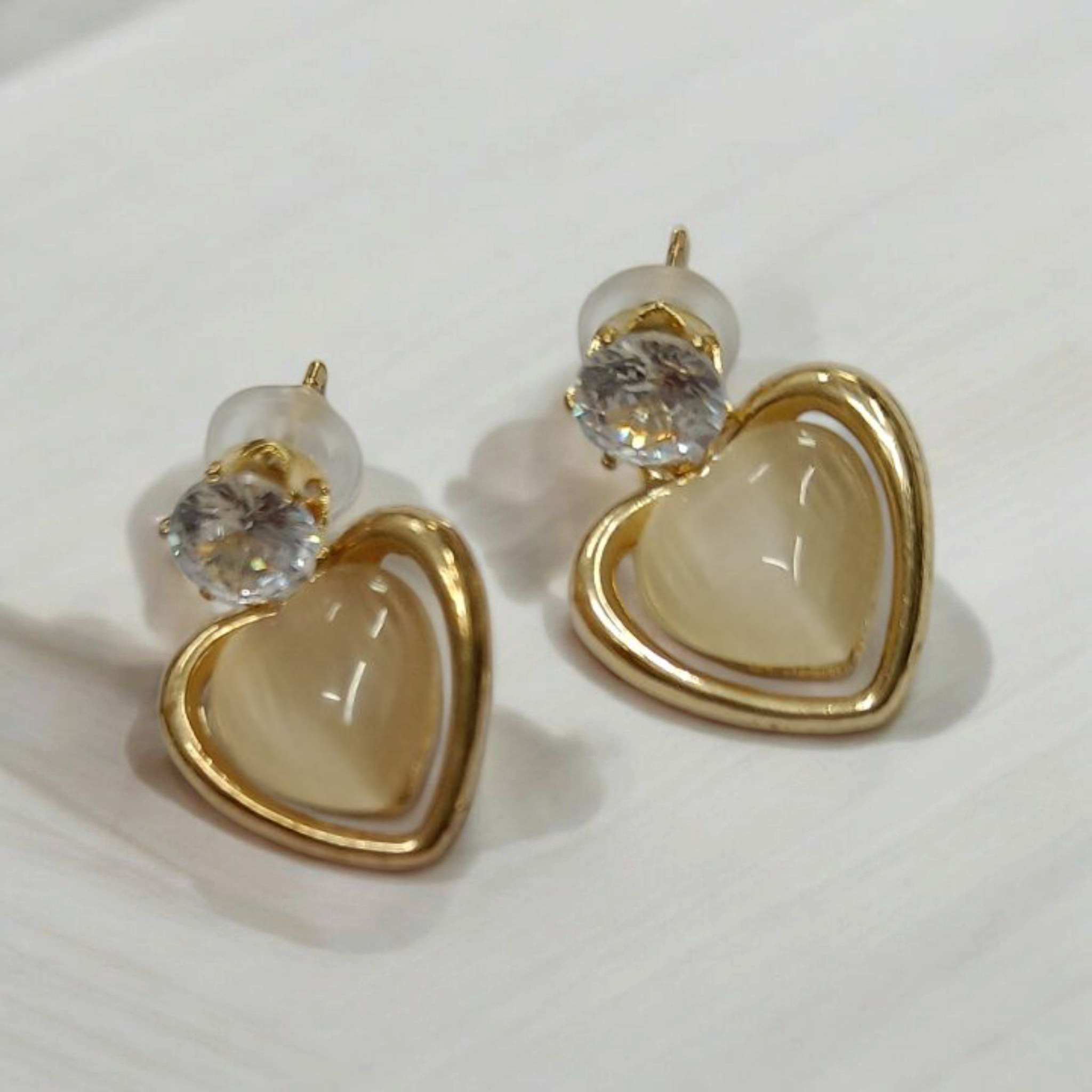Trendy Golden Teardrop Earring