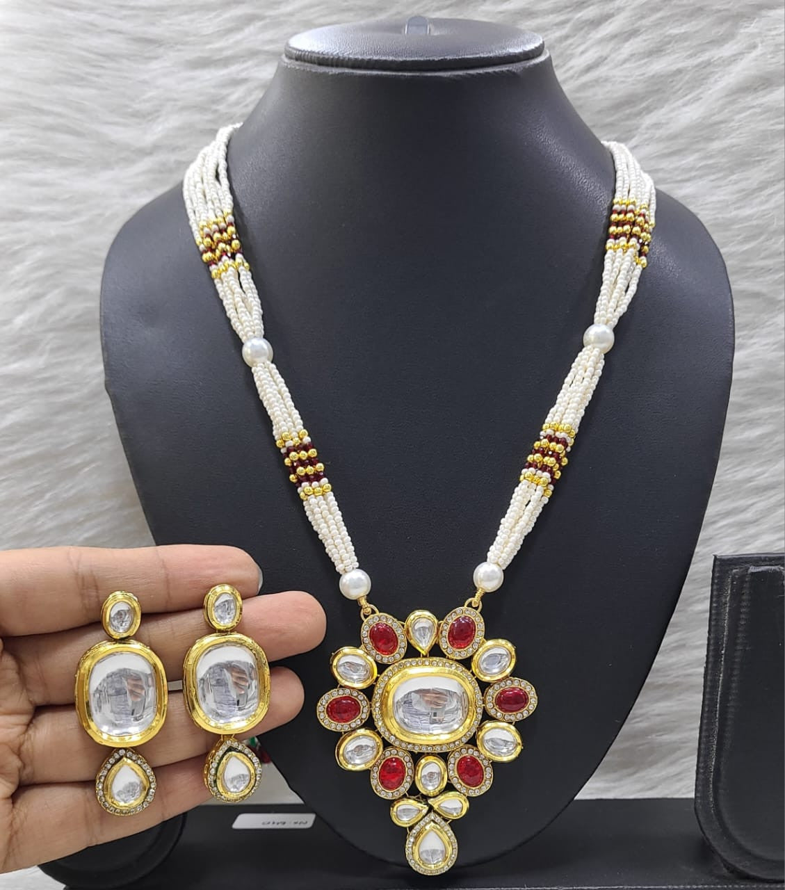 Gorgeous Twist Kundan Long Necklace set