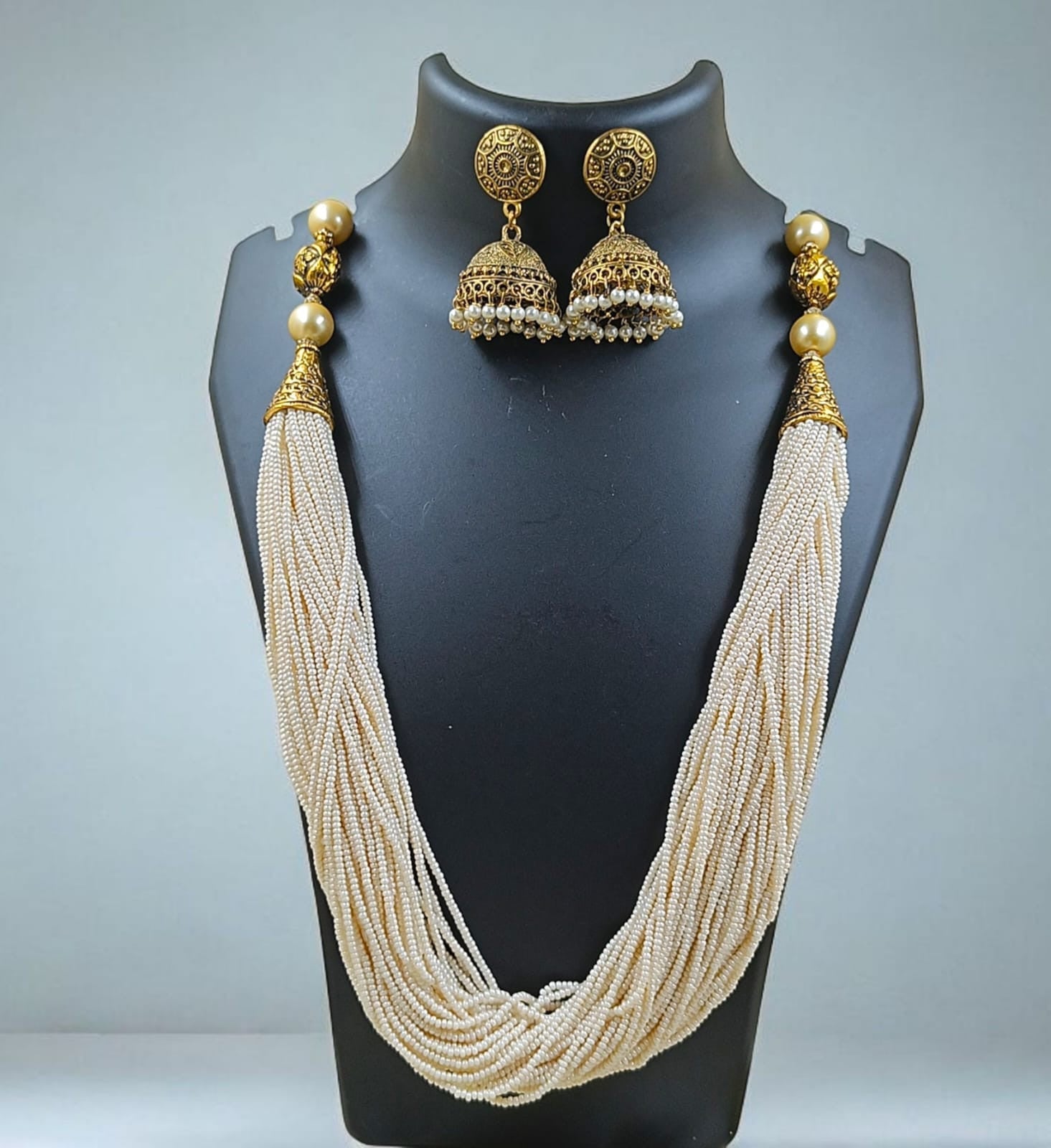 Delicate Shade Beaded Layered Necklace Set